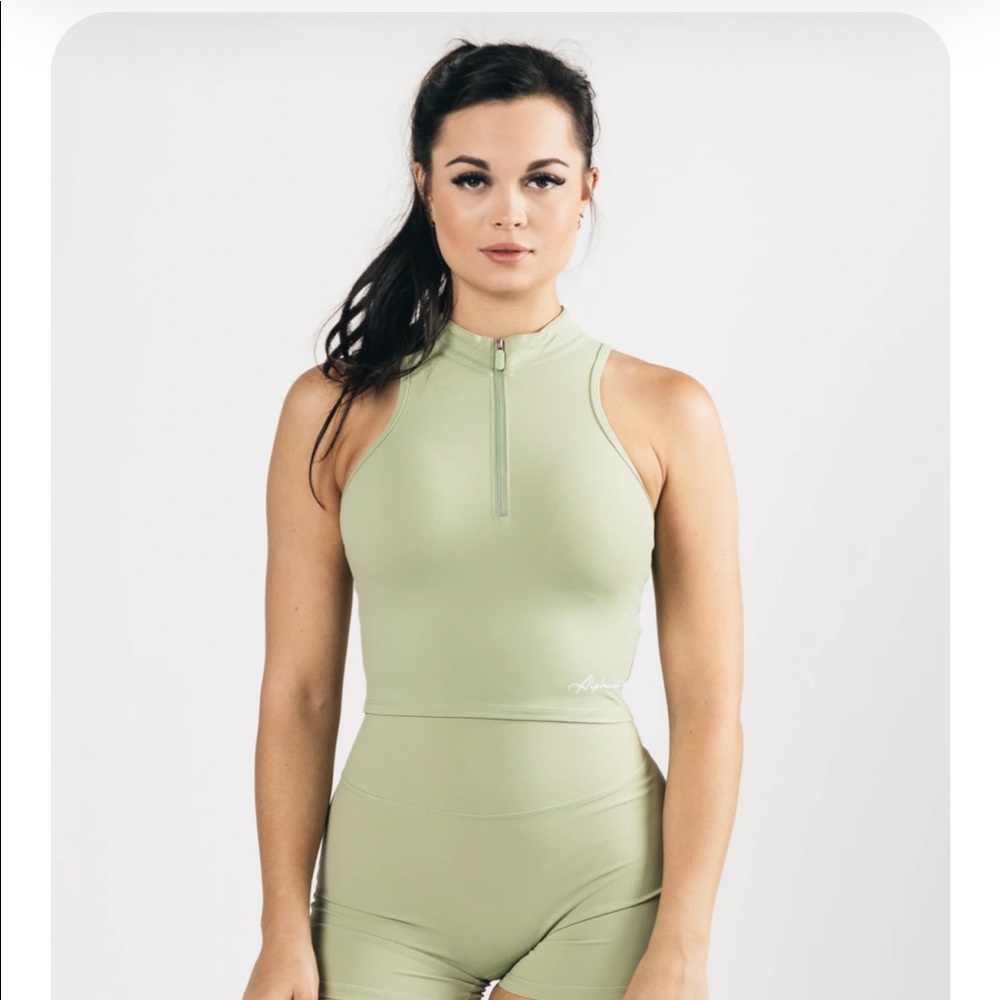 Alphalete Athletics Pulse Zip Tank